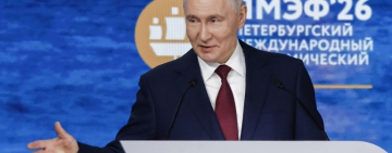 От Санкт Петербург Путин се хвали с бойни успехи и силната руска икономика